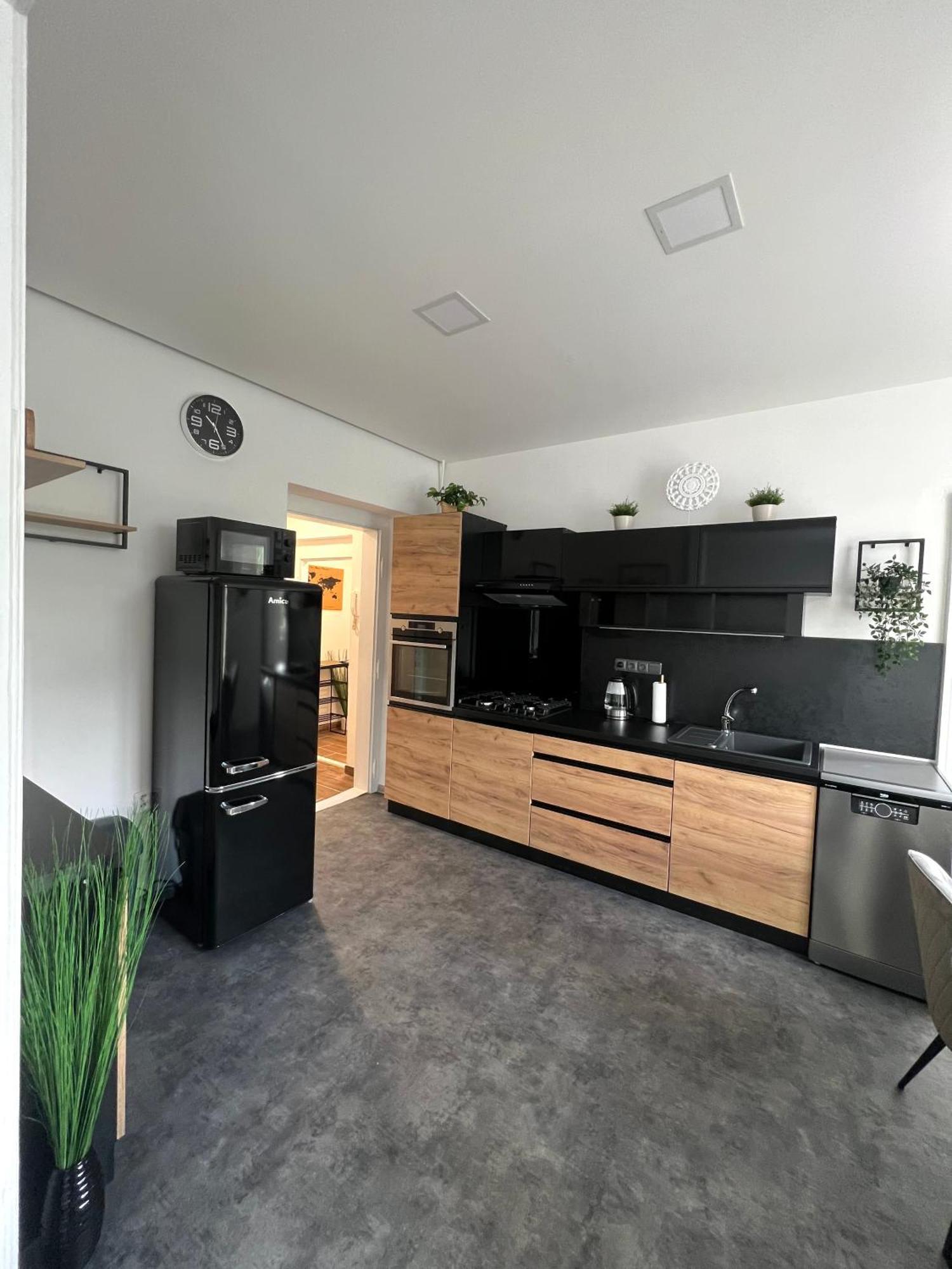 Apartman V Centru Trutnova מראה חיצוני תמונה